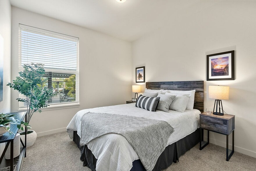 Guest Bedroom - Acero Ridgefield