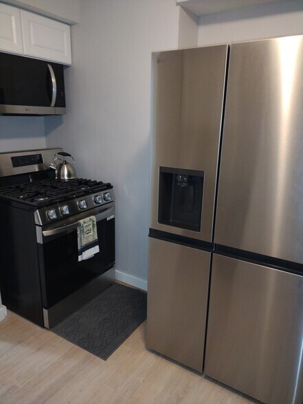 Kitchen - 4026 Verona Rd