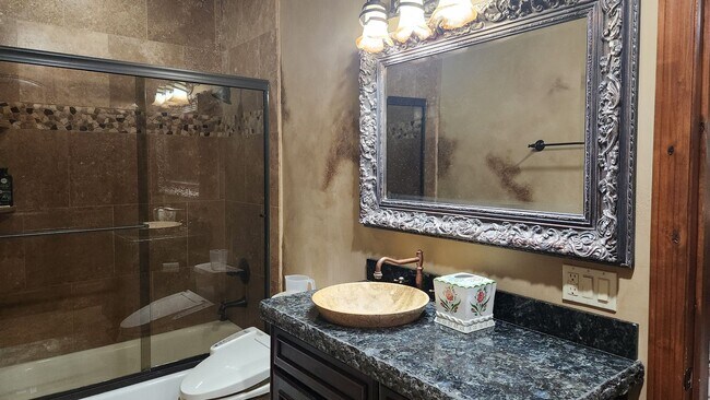 Building Photo - Fully Furnished! Charming 1BED/1BATH private space located in the desirable North Scottsdale !