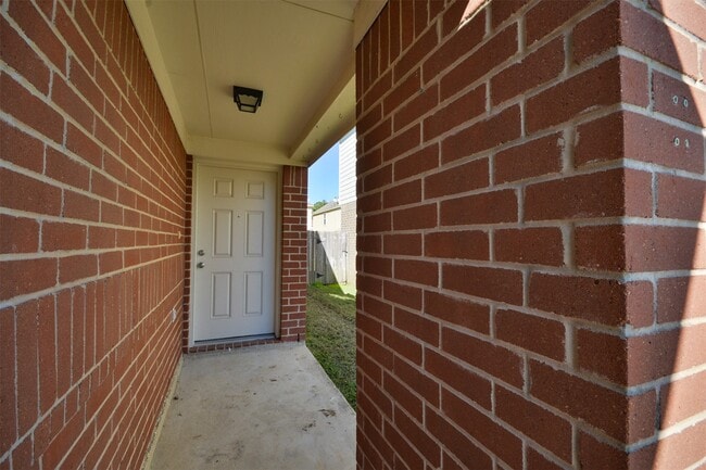 Building Photo - 4819 Dappled Grove Trail