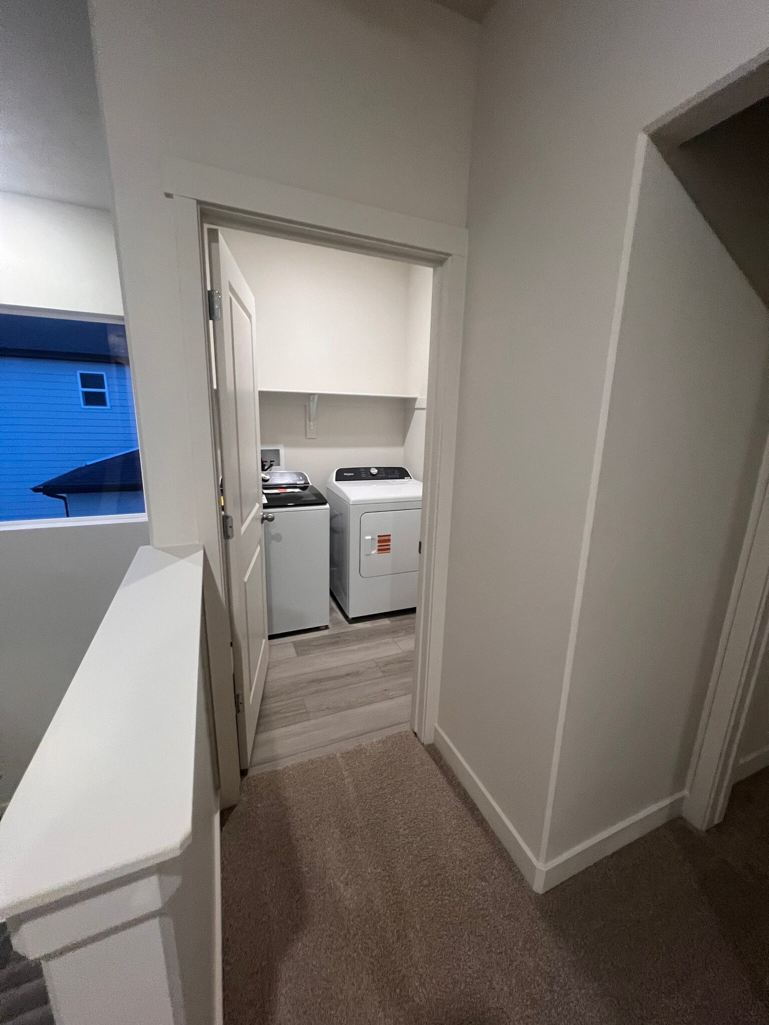 laundry - 384 W 630 N