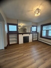 Building Photo - 1018 Wayne St