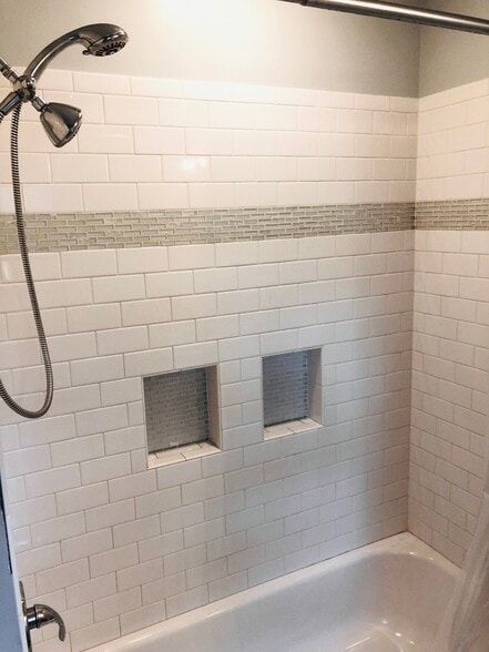 Building Photo - 118 Sebrell Ave