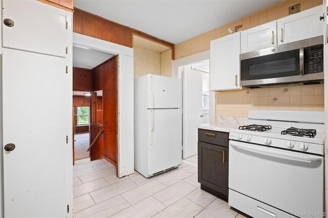 Building Photo - 5 Lincoln St