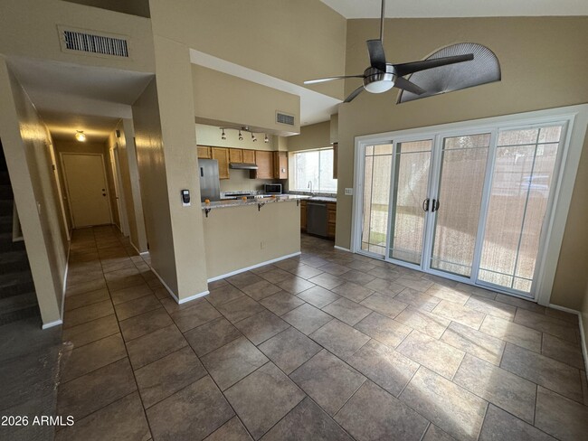 Building Photo - 24 W Melody Ave