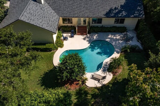 Building Photo - 15652 Coastal Ln