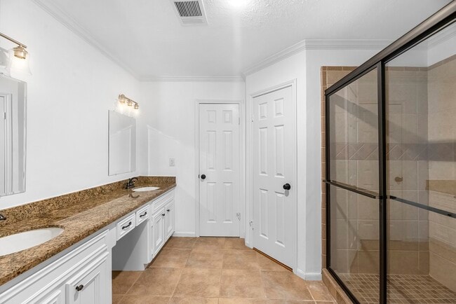 Building Photo - 8011 Liberty Elm Ct