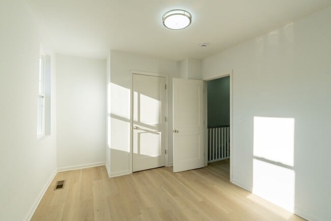 Building Photo - Newly rehabbed and Passed PHA Inspection too