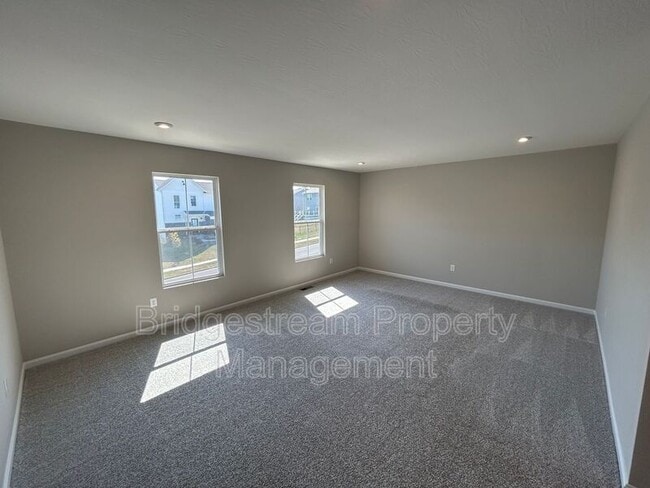 Building Photo - 1161 Elloway Pl