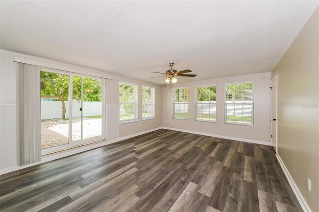 Building Photo - 3020 Pafko Dr