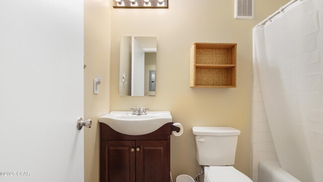 Building Photo - 316 Cherry St