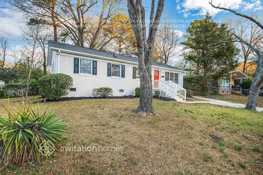 Building Photo - 1223 Yuma St