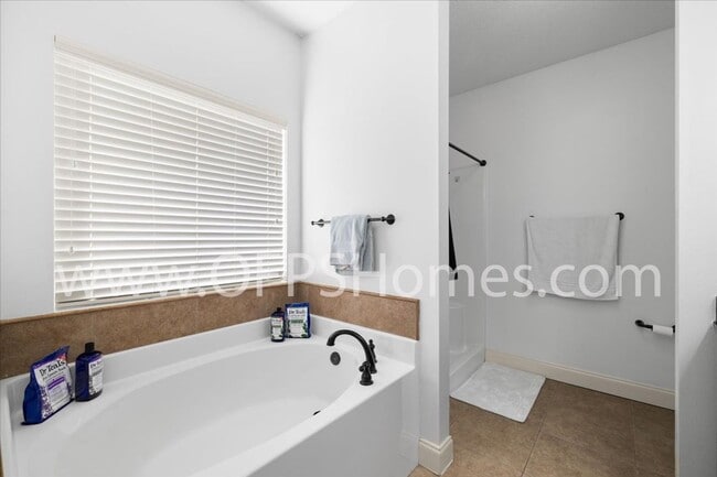 Building Photo - Home for Rent in South Crestview