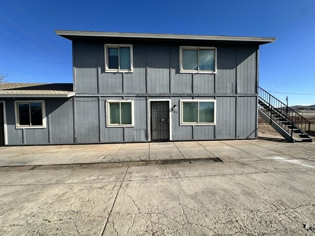 Building Photo - A577