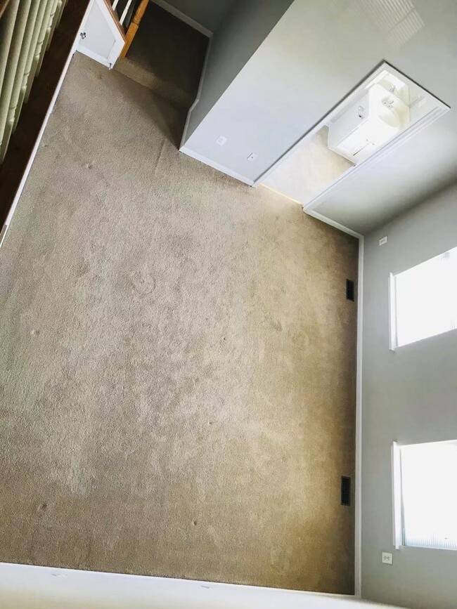 Building Photo - 3227 Halcyon Ct