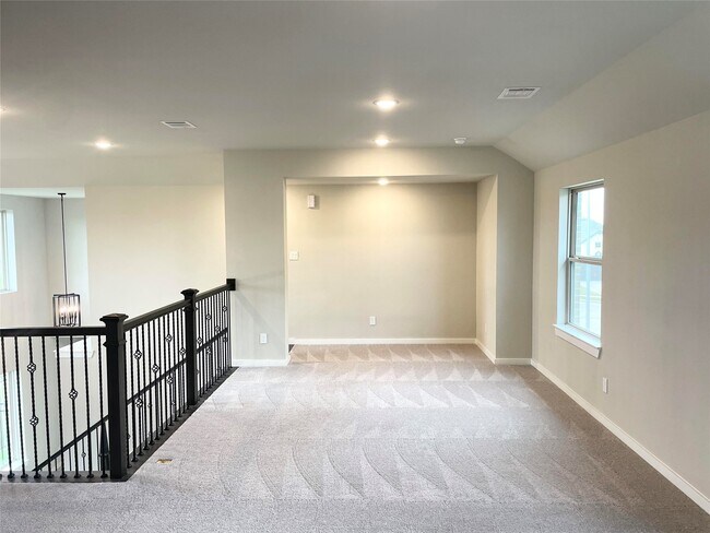 Building Photo - 4927 Shore Arbor Ln