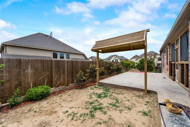 Building Photo - 2025 Zander Dr
