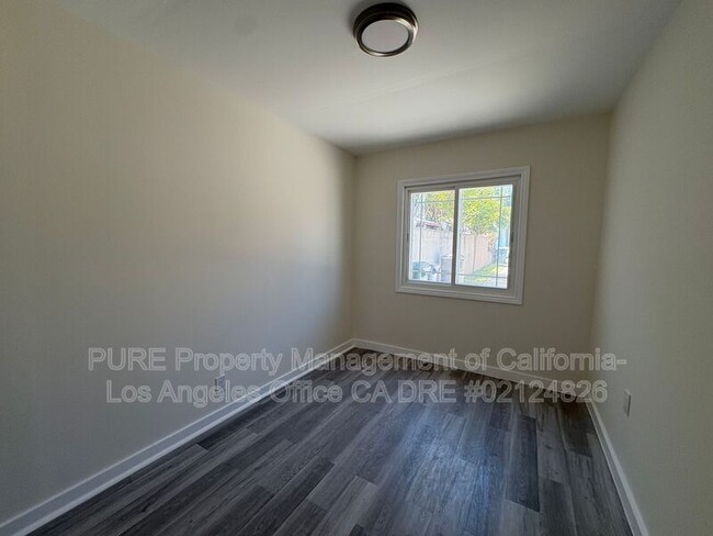 Building Photo - 10308 Buford Ave