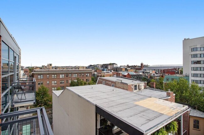 Building Photo - 1125 11th St NW