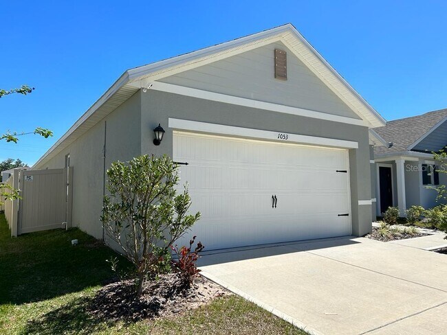 Primary Photo - 1053 Berry Ln