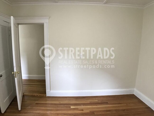 Building Photo - 1 bedroom in Boston MA 02215
