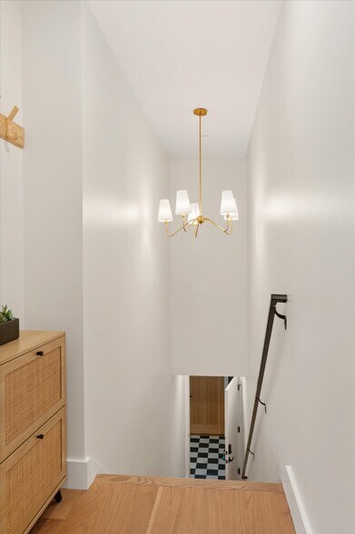 Building Photo - 318 Webster St NW