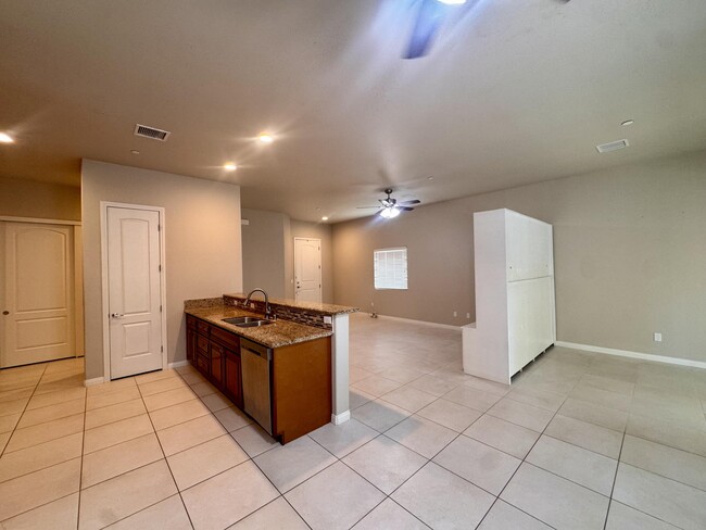 Building Photo - 31865 San Eljay Ave