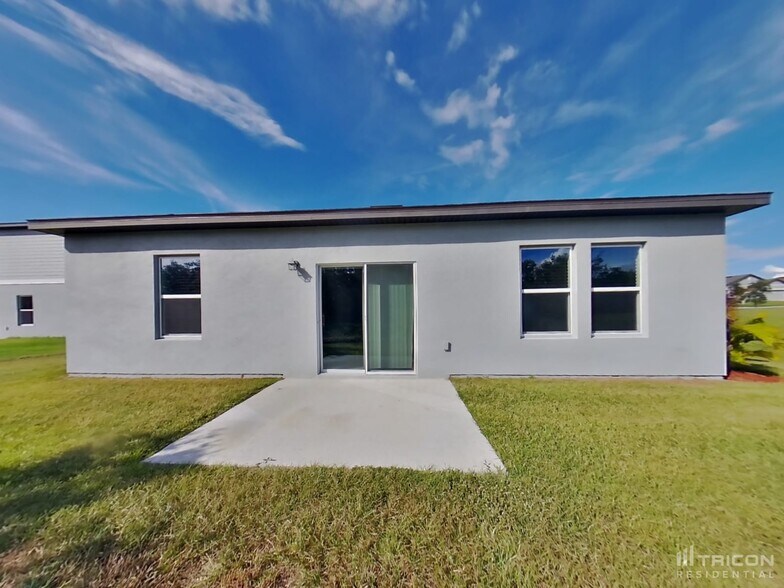 Building Photo - 16455 Blooming Cherry Dr