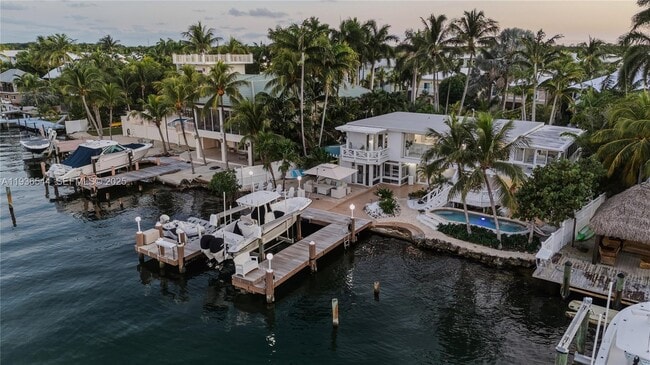 Building Photo - 16 North Dr