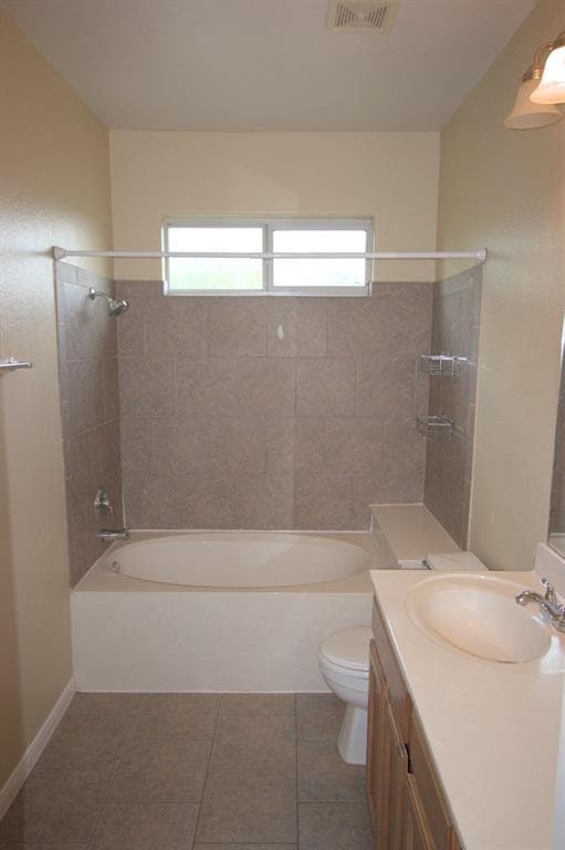 Building Photo - 2404 Allred Dr