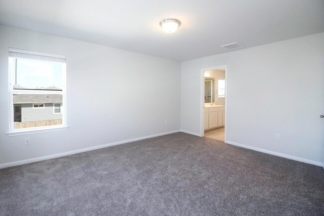 Building Photo - 10305 Forest Grove Dr
