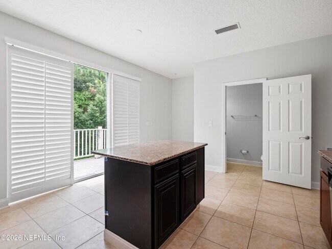 Building Photo - 4472 Congressional Dr