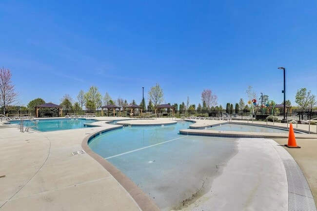 Building Photo - 6443 Juniper Dr
