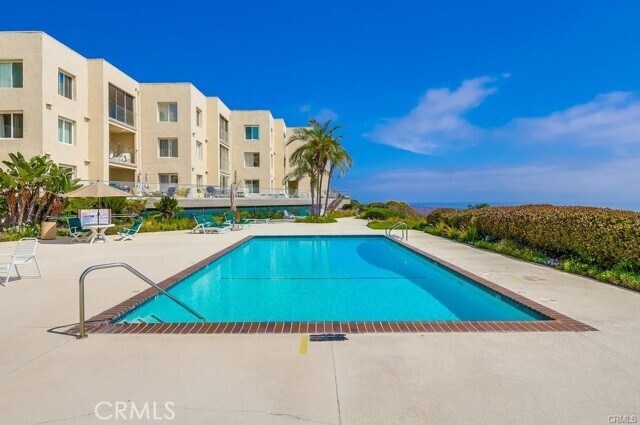 Building Photo - 3200 La Rotonda Dr