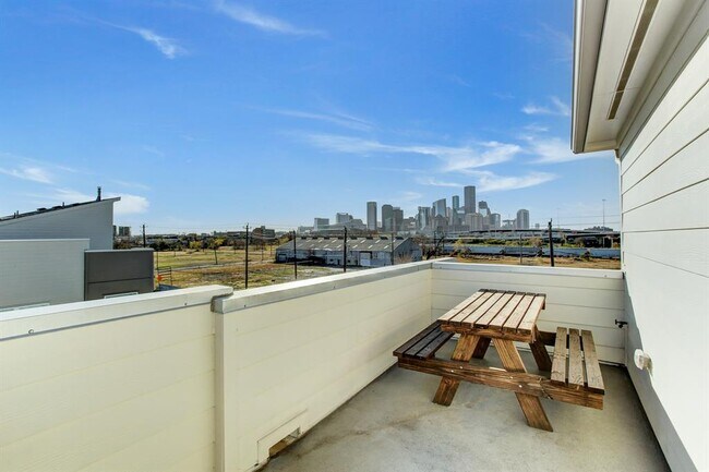 Building Photo - 2703 Eado Edge Ct