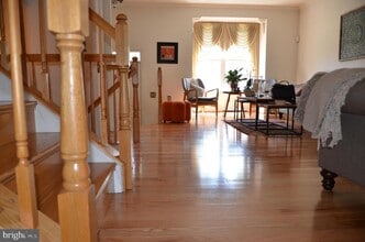 Building Photo - 43060 Francis Square