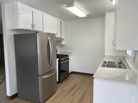 Building Photo - GRAND AVENUE (832)