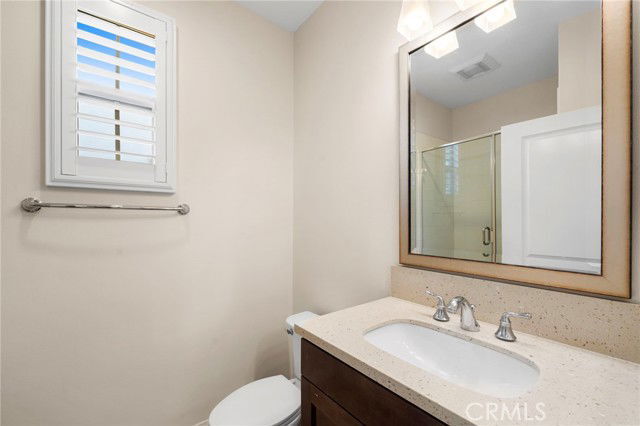 Building Photo - 206 Bancroft