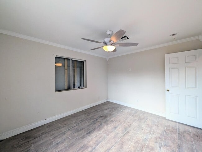 Building Photo - 13208 W Tuckey Ln