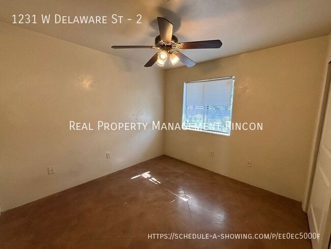 Building Photo - 1231 W Delaware St