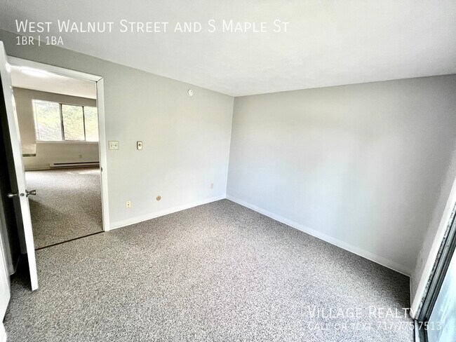 Building Photo - 76 W Walnut St