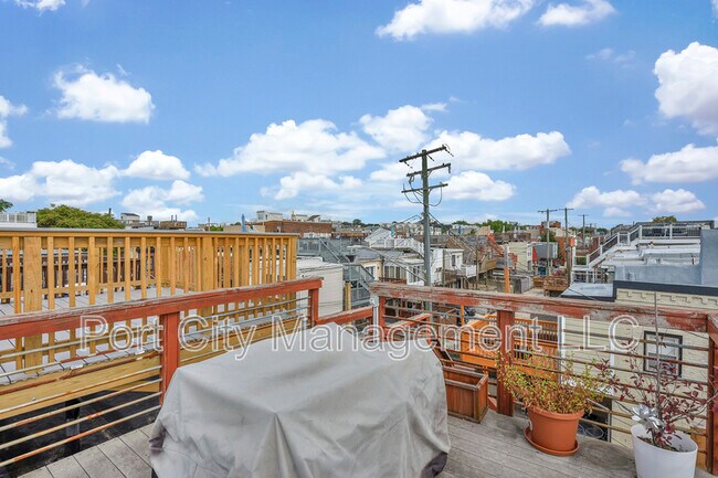 Building Photo - 2624 Fait Ave