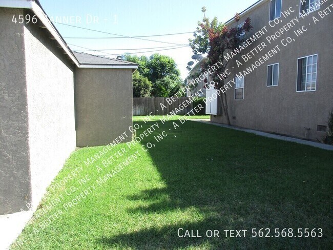 Building Photo - 4596 N Banner Dr