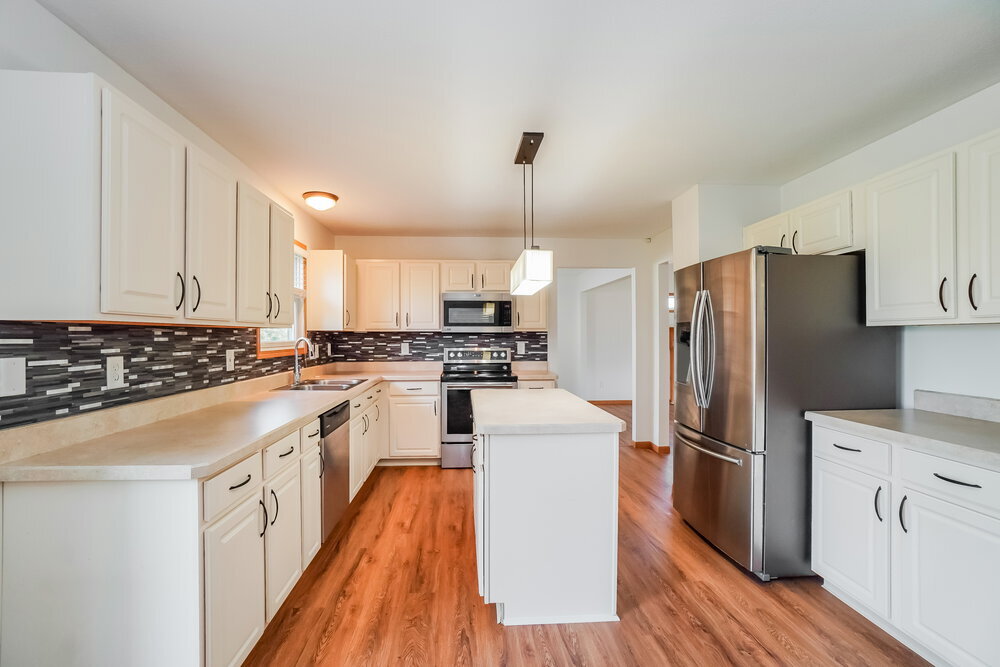 Building Photo - 3149 Sitka Spruce Dr