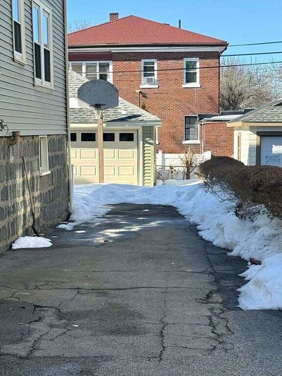 Building Photo - 82 Elmer Rd