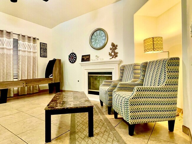 Building Photo - 5704 Charleville Ln