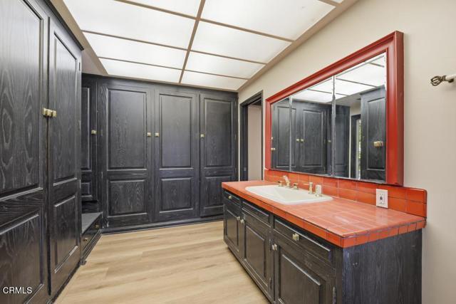Building Photo - 568 Los Arboles Ln
