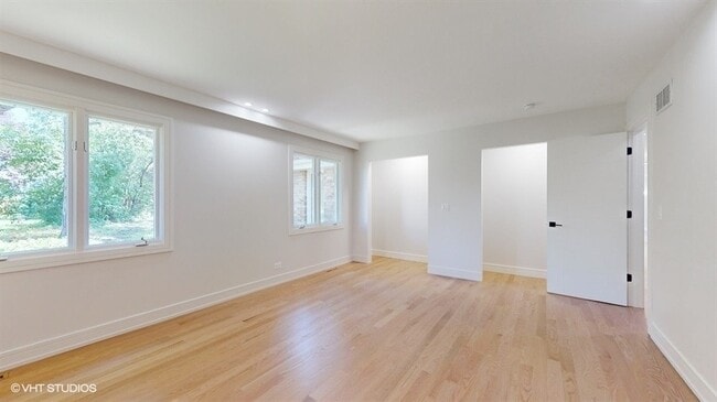 Building Photo - 8473 Canterberry Dr