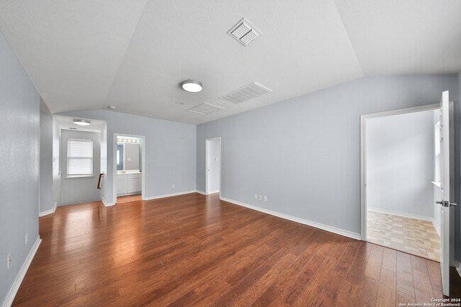 Building Photo - 4707 Shavano Ct