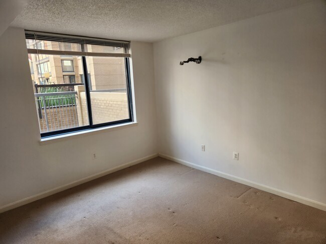 Building Photo - 3835 9th St N